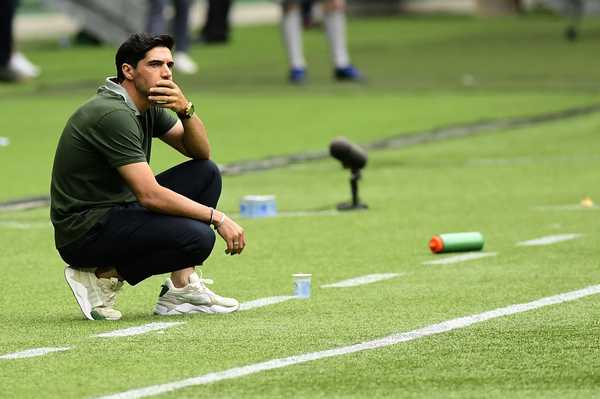 Desafio no Brasileirão: Palmeiras precisa se preparar melhor para 2025.