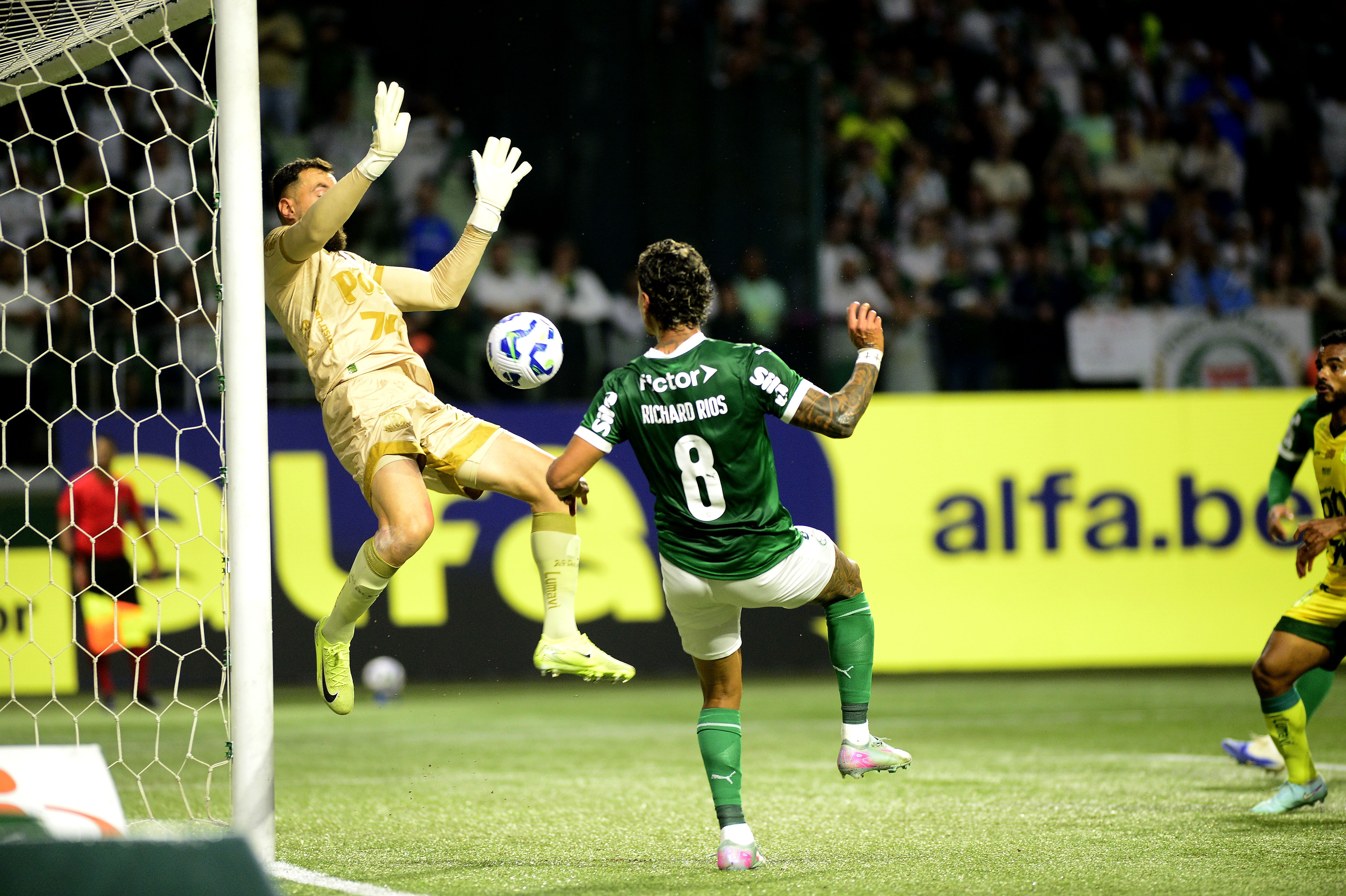 Análise: Palmeiras joga em marcha lenta, e Abel mostra ter dificuldade de extrair o máximo de jogadores