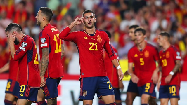 Escócia 2 x 0 Espanha  Eliminatórias da Eurocopa: melhores momentos