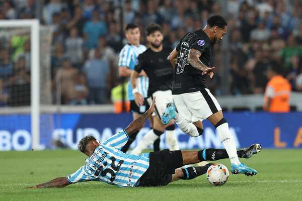 Corinthians: Falhas na Atuação Defensiva Resultam em Eliminação na Copa do Brasil
