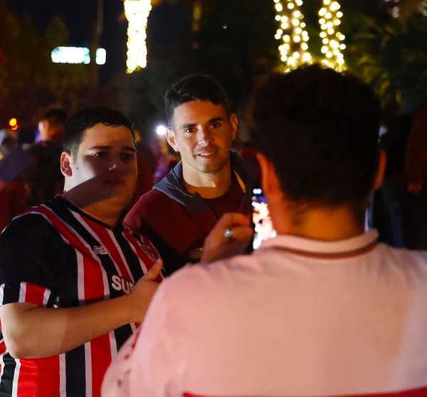 São Paulo inicia preparação em Fort Lauderdale antes do duelo contra o Flamengo