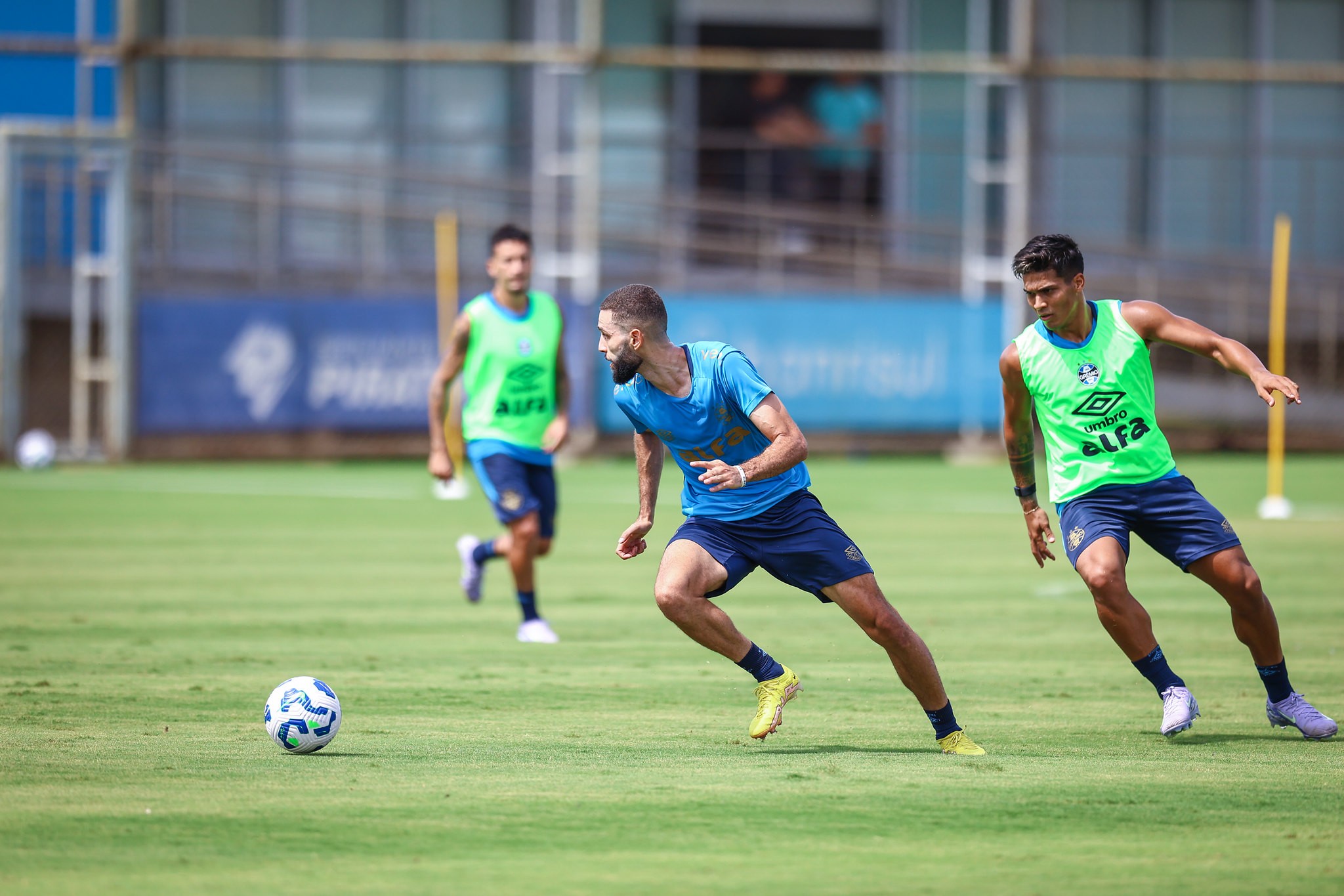 GRÊMIO SE PREPARA PARA GRANDES MUDANÇAS! Treinador ajusta detalhes para a estreia no Brasileirão!