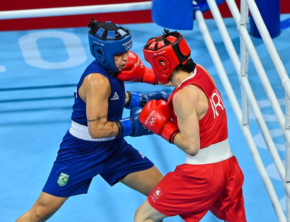 Bia Ferreira vai reencontrar Kellie Harrington em Paris buscando revanche