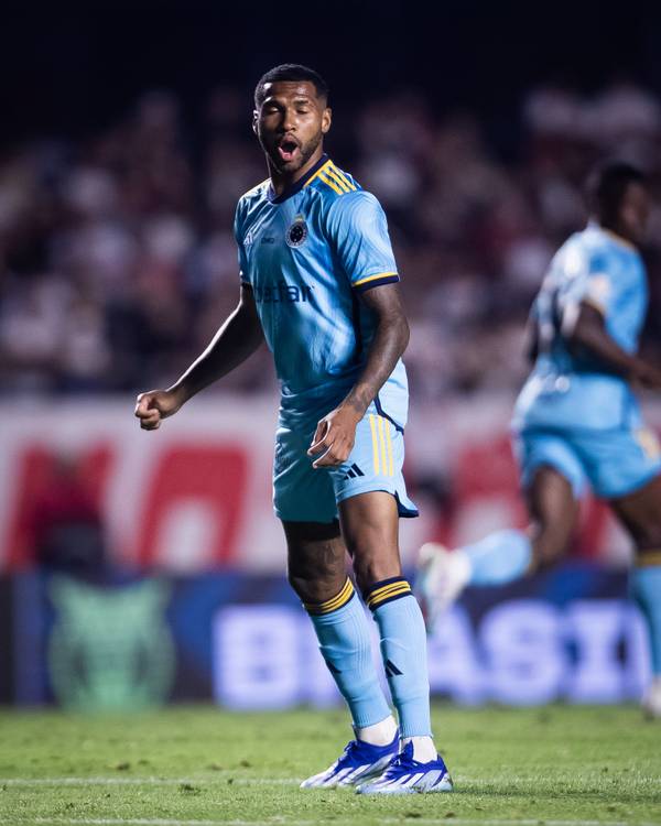 Irregular no Cruzeiro, Wesley busca afirmação em 'jogo de seis pontos