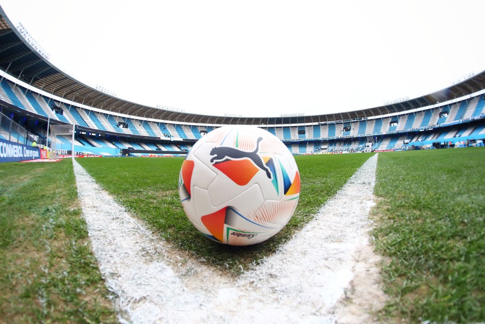 Racing x Huachipato El Cilindro — Foto: Diuvlgação / Conmebol