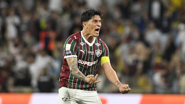 Cano marca o terceiro do Fluminense no Palmeiras no Brasileirão 2026
