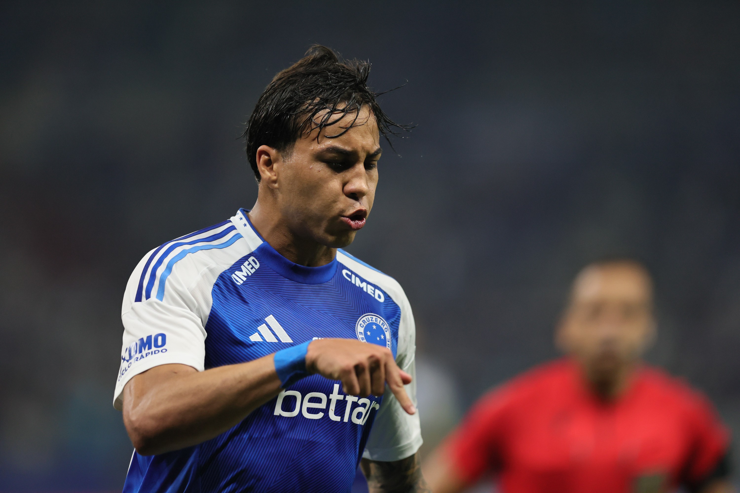 Flamengo intensifica investidas e faz nova proposta por Kaio Jorge, destaque do Cruzeiro