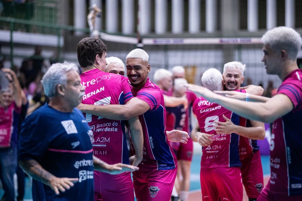 Norde Vôlei campeão Superliga B — Foto: Thiago Gadelha/SVM