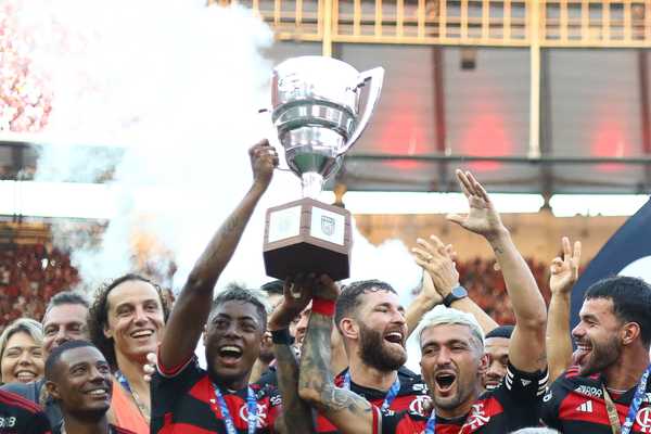 Bruno Henrique mantém tranquilidade e confiança no banco do Flamengo