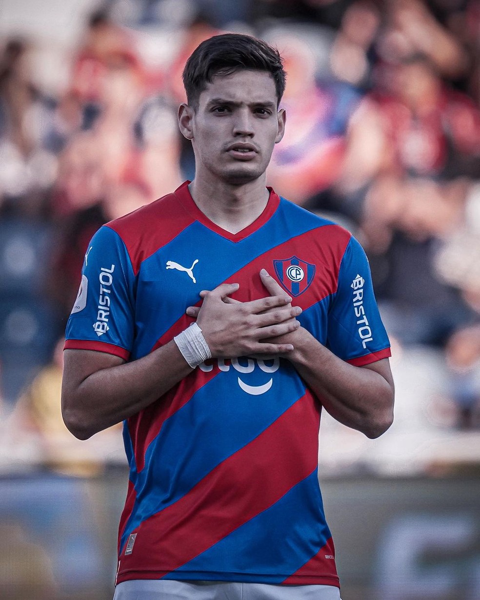 Damián Bobadilla, reforço do São Paulo, em jogo do Cerro Porteño — Foto: Reprodução/instagram