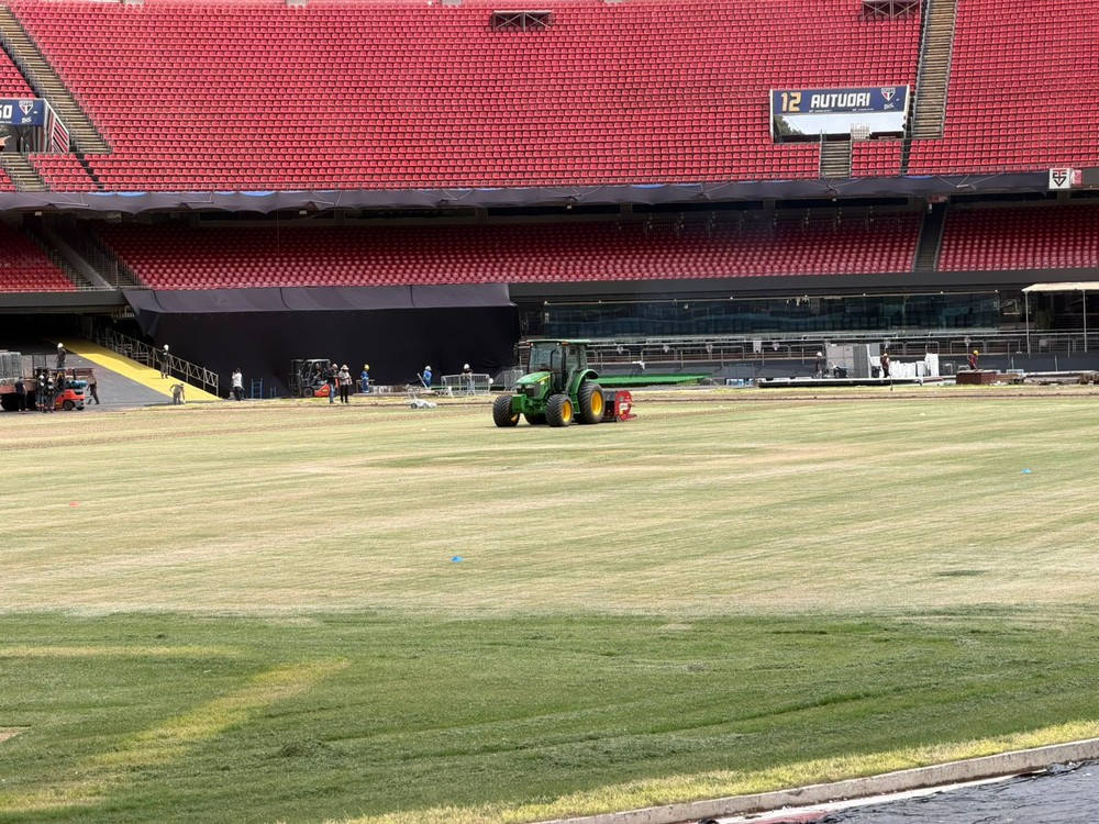 Acabaram com o gramado? Confira como ficou o gramado do Morumbis após shows do AC/DC