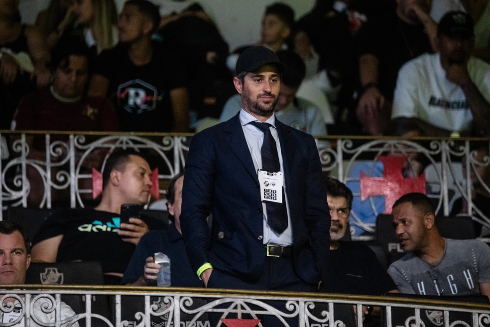 Josh Wander, da 777, em jogo do Vasco em S�o Janu�rio � Foto: Leandro Amorim/Vasco