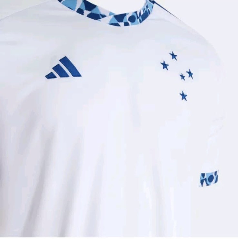 Camisa branca do Cruzeiro para 2024 — Foto: Divulgação/redes sociais