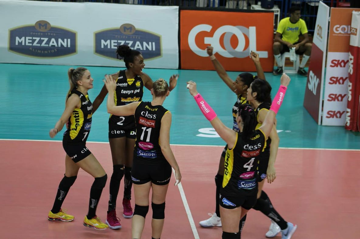 Representando o Brasil, colégio de Araguaína é vice-campeão do Campeonato  Mundial Escolar de Futsal Feminino – Cleber Toledo - Portal CT
