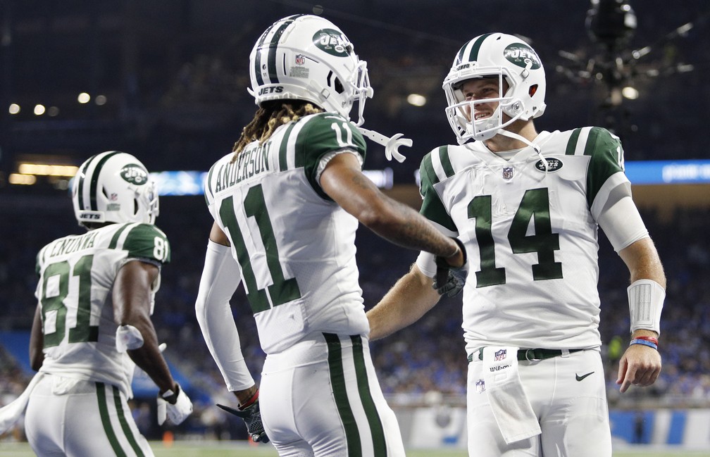 Calouro entra para a história da NFL e lidera Jets em surra sobre