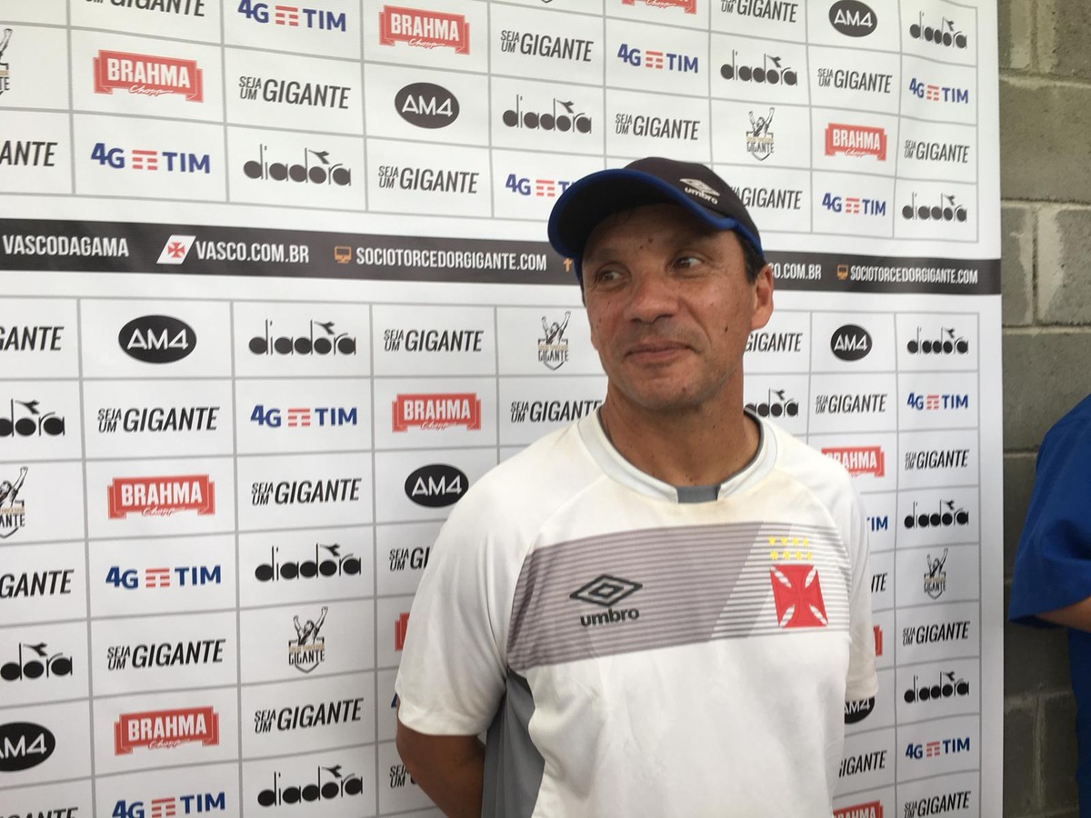 Zé diz que Nenê está na lista da Libertadores e espera definição no Vasco