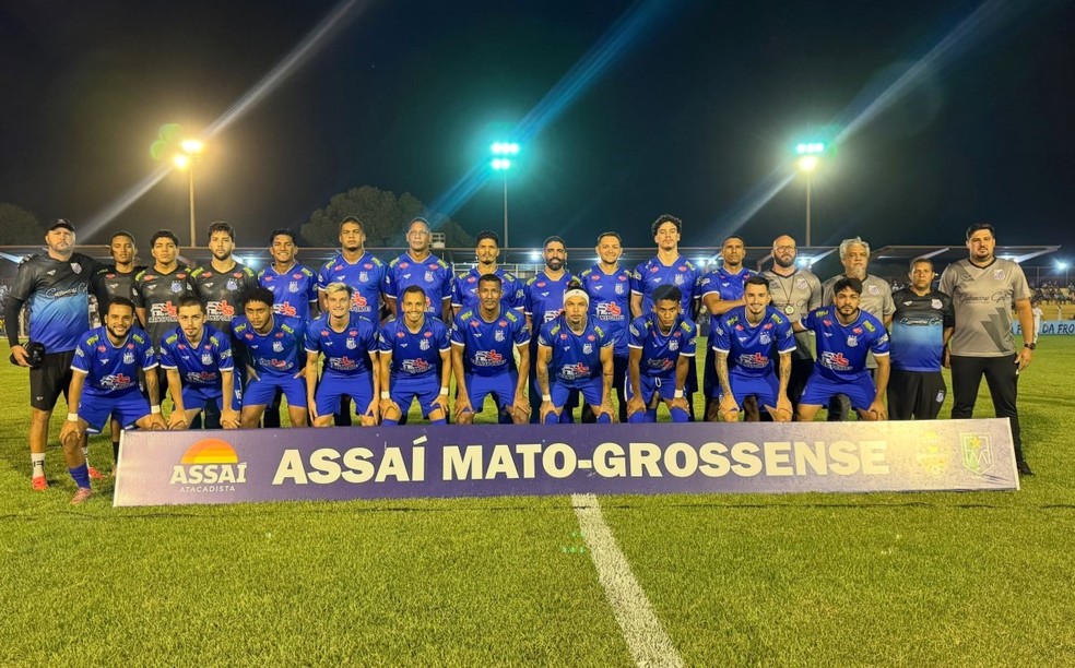 Elenco do Sinop campeão da 2ª Divisão do Mato-grossense 2026 — Foto: @sinopfc_