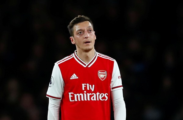 Técnico do Arsenal confirma que Özil vai desfalcar time por até seis  semanas - Esporte - Extra Online