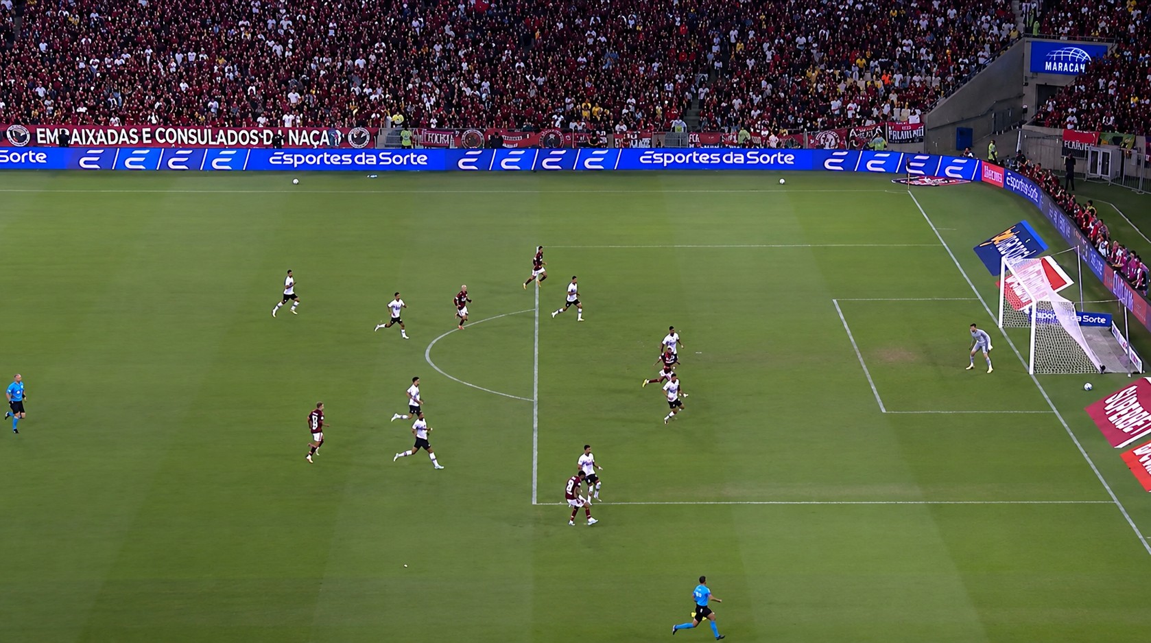Impedimento semiautomático do Brasileirão: saiba como o sistema determina