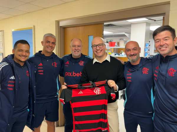 Ex-consultor científico da seleção e professor adota método do Flamengo no Brasil