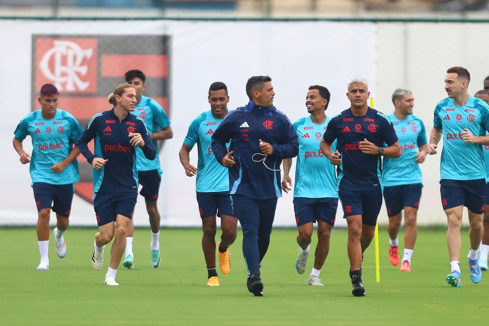 Flamengo treina no campo pela primeira vez em 2025 — Foto: Gilvan de Souza/Flamengo