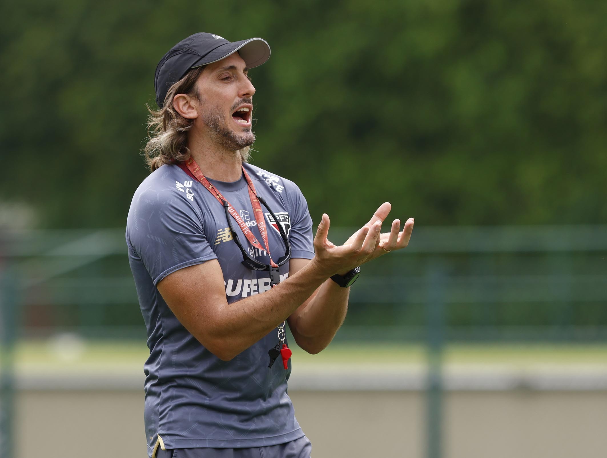 VOLTA PARA CASA! Tricolor retorna à São Paulo e terá treino curto antes do clássico no Allianz