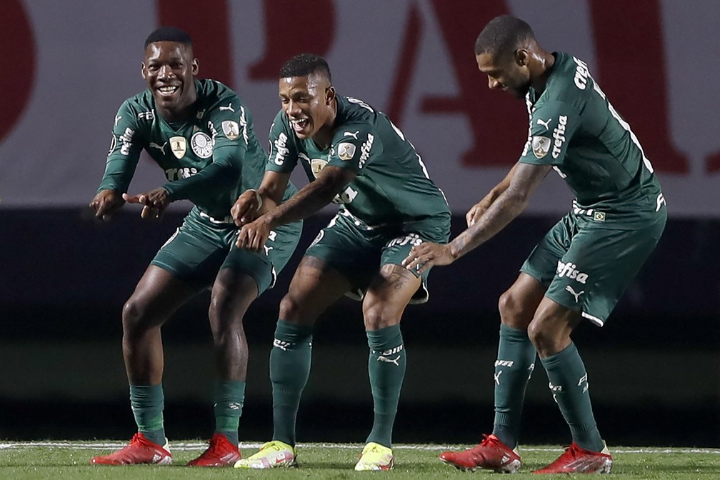 Empate do Palmeiras com Corinthians amplia lista de recordes do