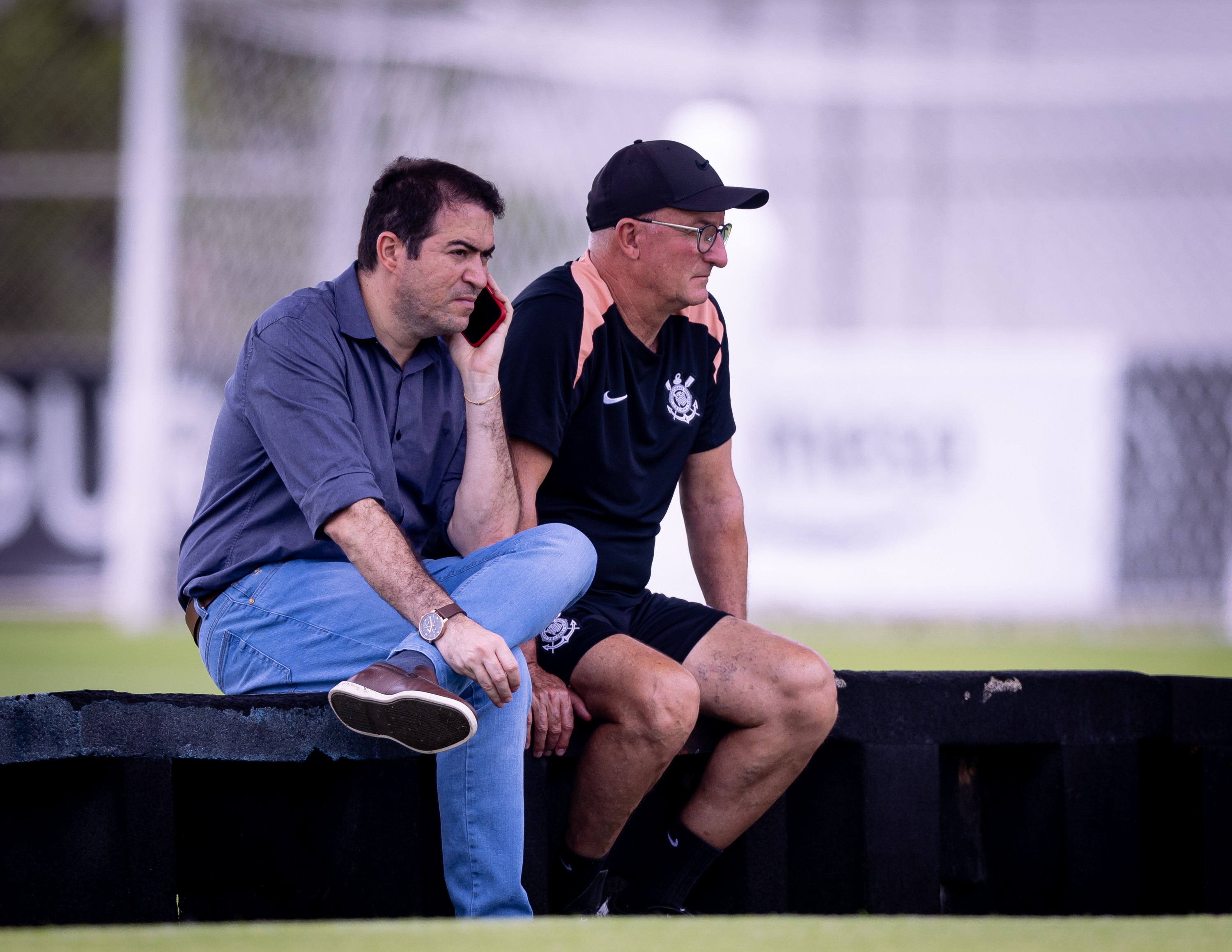 Corinthians: Dorival Júnior Considera Manter a Mesma Escalação pela Primeira Vez em 2026