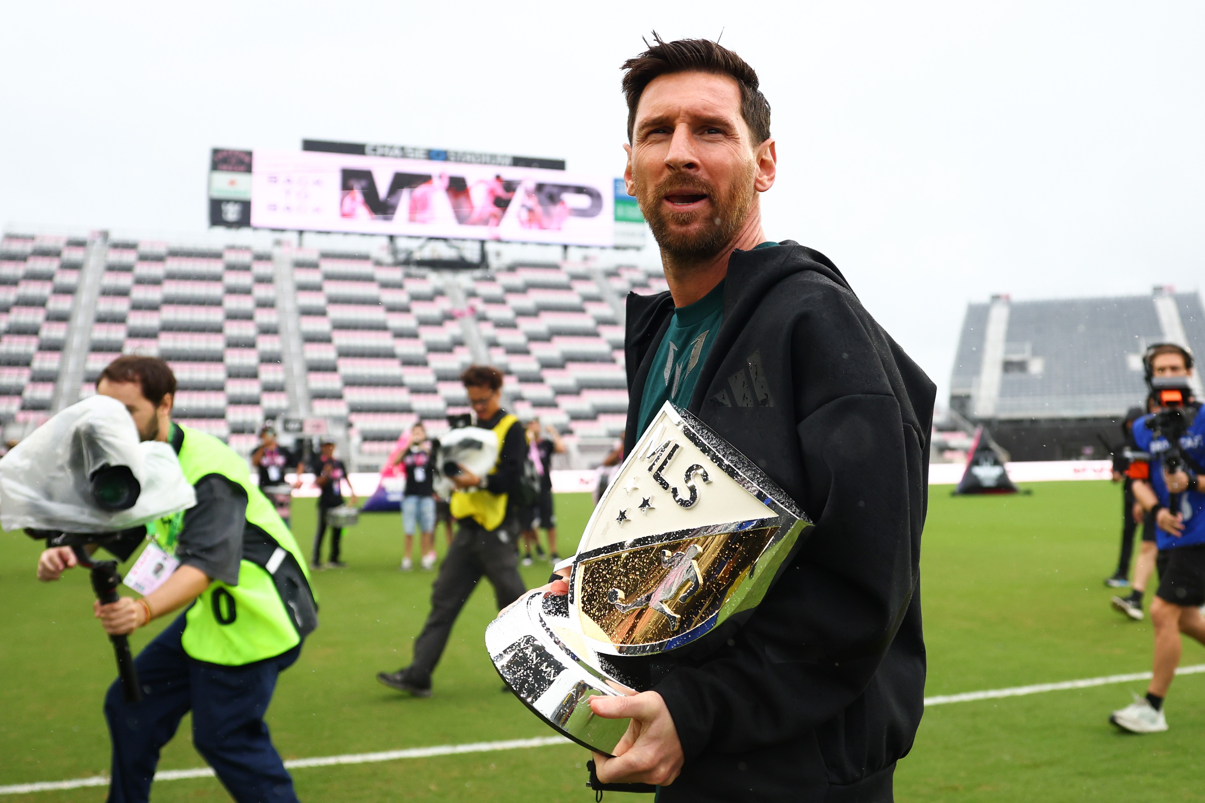 Entenda por que Flamengo e Palmeiras foram convidados para disputar torneio idealizado por Messi