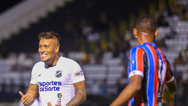 Parraguez fez o gol do empate do ABC, nos acréscimos