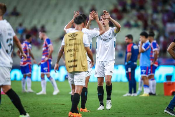 Análise: Grêmio repete erros fora de casa e sai no lucro com empate, mas G-4 é um alento