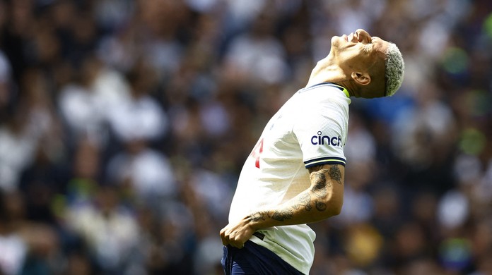 Tottenham sai atrás, mas arranca empate com o Brentford na retomada do  Inglês - Gazeta Esportiva