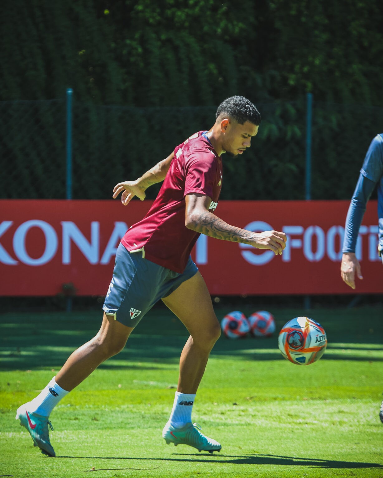 Ruan Tressoldi se destaca e se firma como titular no São Paulo