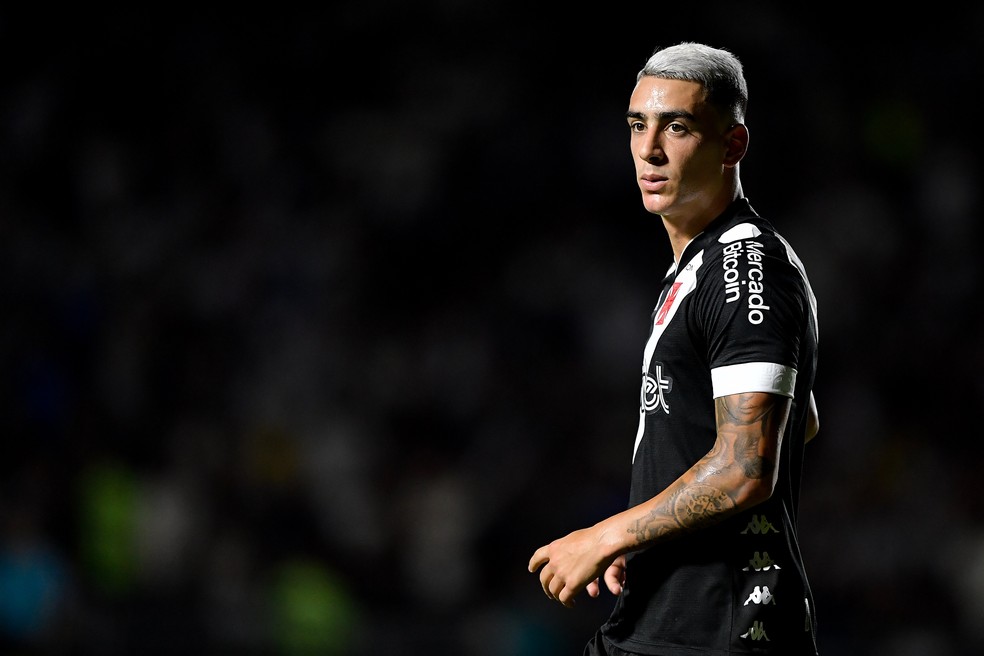 Puma Rodr�guez, lateral do Vasco � Foto: Thiago Ribeiro / AGIF
