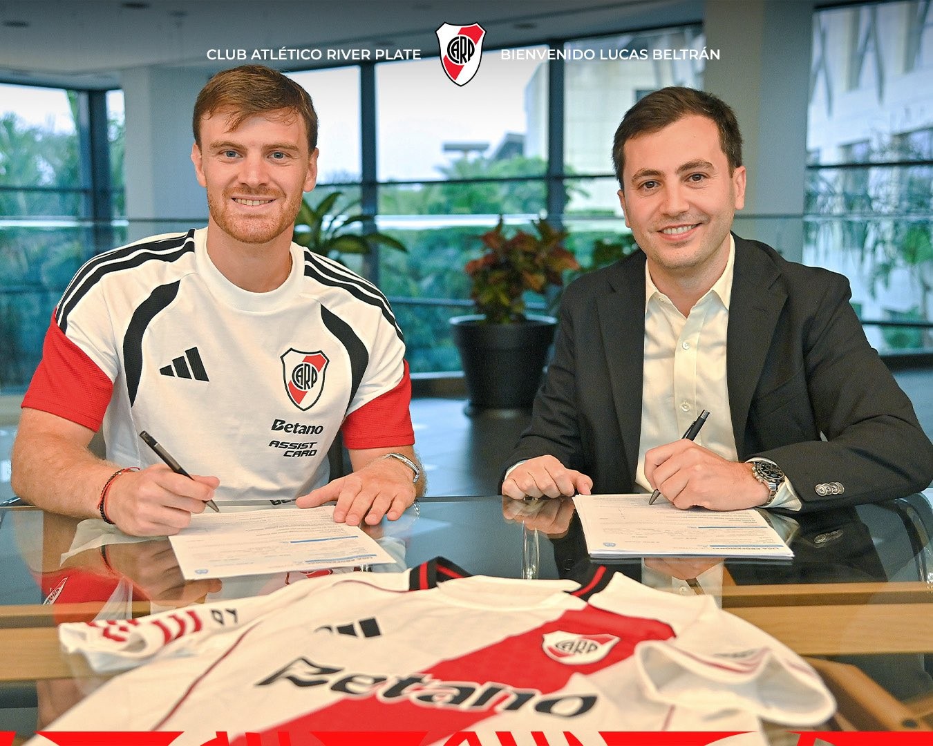 Beltrán é anunciado pelo River Plate um ano após recusar o Flamengo para ficar na Europa