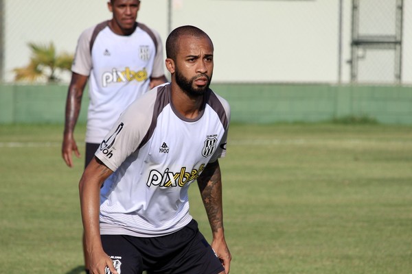 Wesley, ex-Palmeiras, São Paulo e Santos, encerra a carreira e anuncia nova  profissão - Estadão