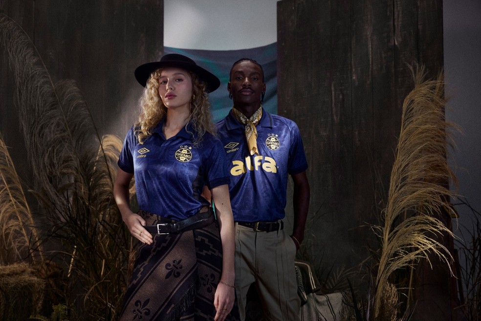 Terceira camisa do Grêmio — Foto: Divulgação/Umbro