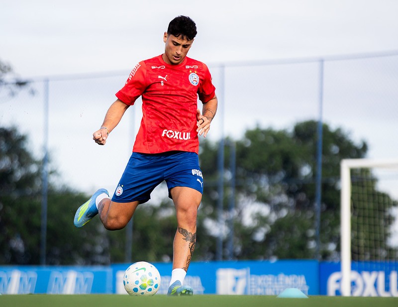 Treino do Bahia tem Alejo Véliz em campo e Marco Moreno em recondicionamento físico