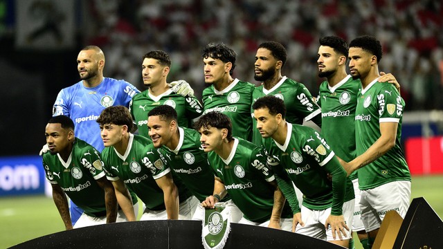 Palmeiras posado x Universitario