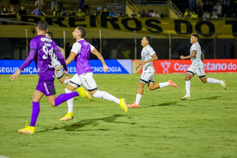 Ceará comemora classificação na Copa do Brasil — Foto: Felipe Santos/Ceará SC