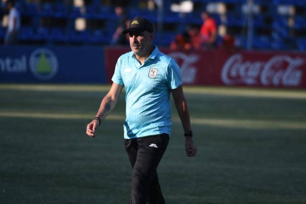 Lembra dele? Técnico brasileiro comanda grande reação no Paraguai | futebol internacional