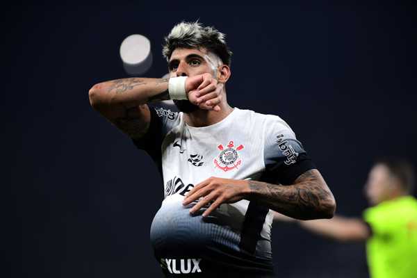 FASE ARTILHEIRA VOLTOU! Yuri Alberto busca quebrar recorde de gols do Corinthians na arena