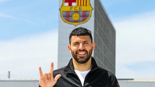 Calote catalão? Agüero processa Barcelona por salários não pagos 