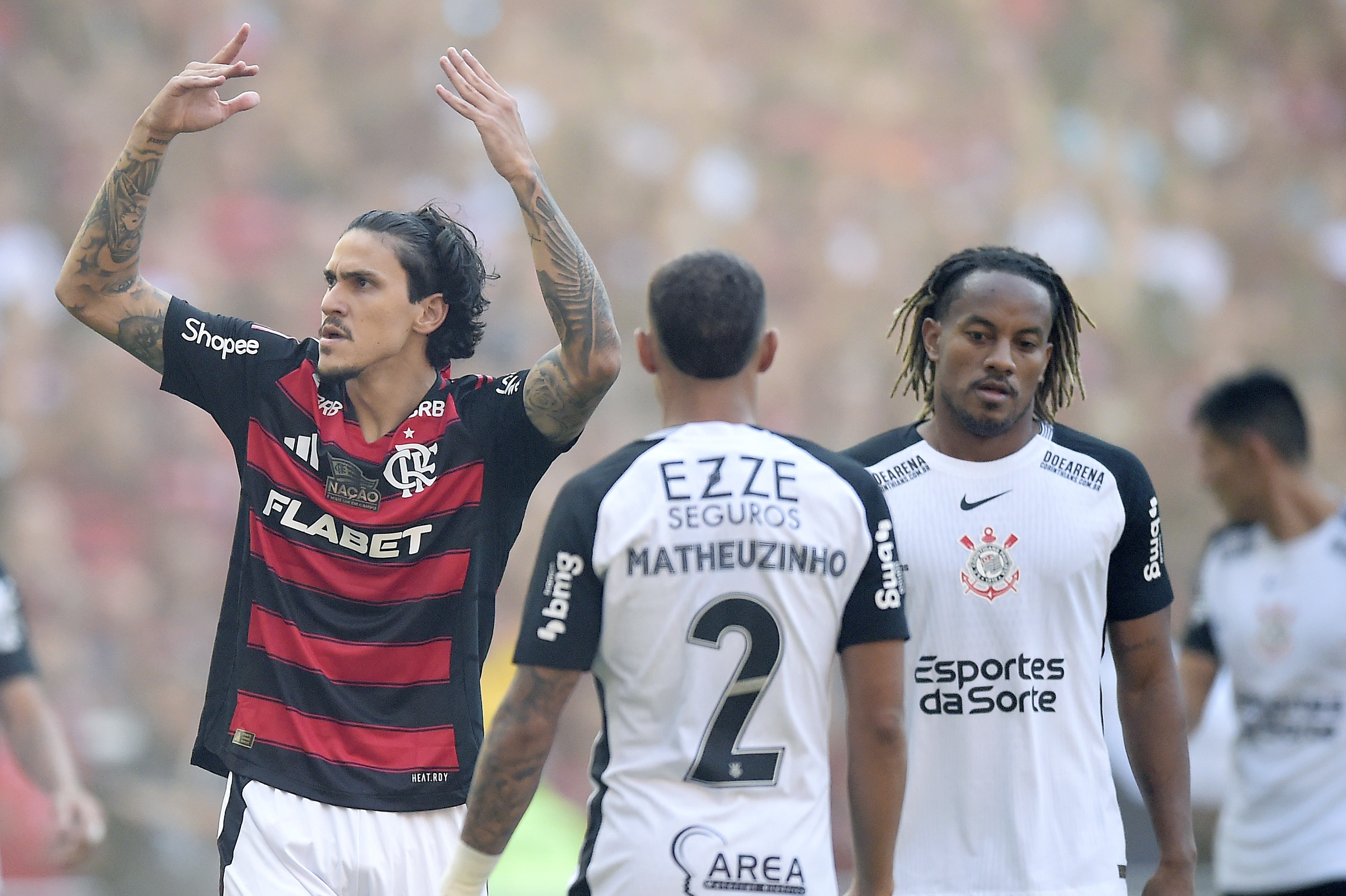 ATUAÇÃO IMPECÁVEL! Flamengo amassa Corinthians com atuação coletiva e destaque de Pedro.