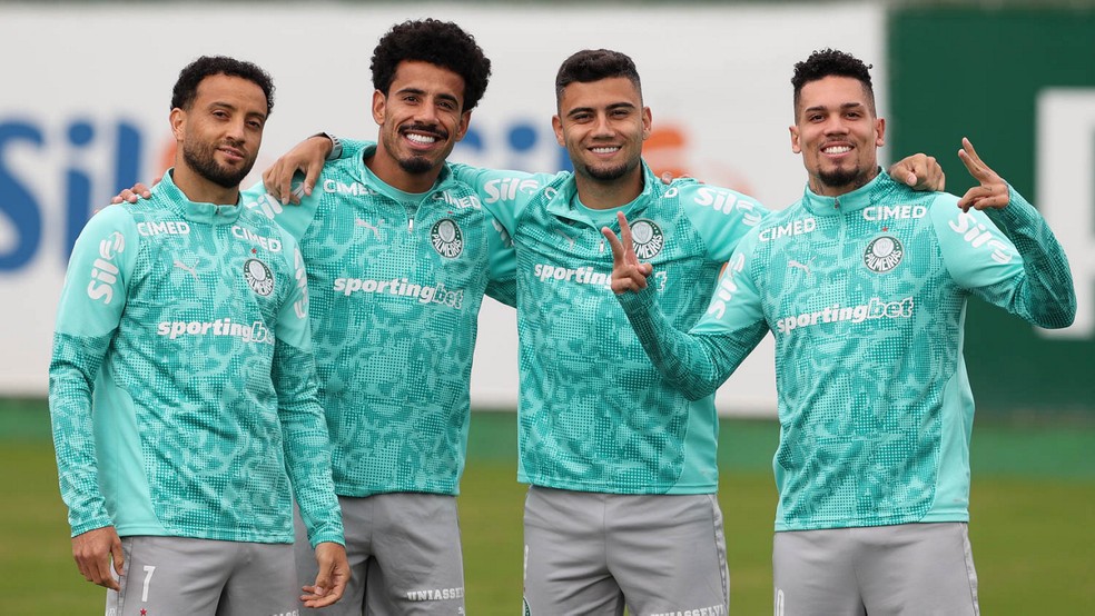 SÓ FALTA UM! Palmeiras aguarda retorno da Argentina para ter elenco completo