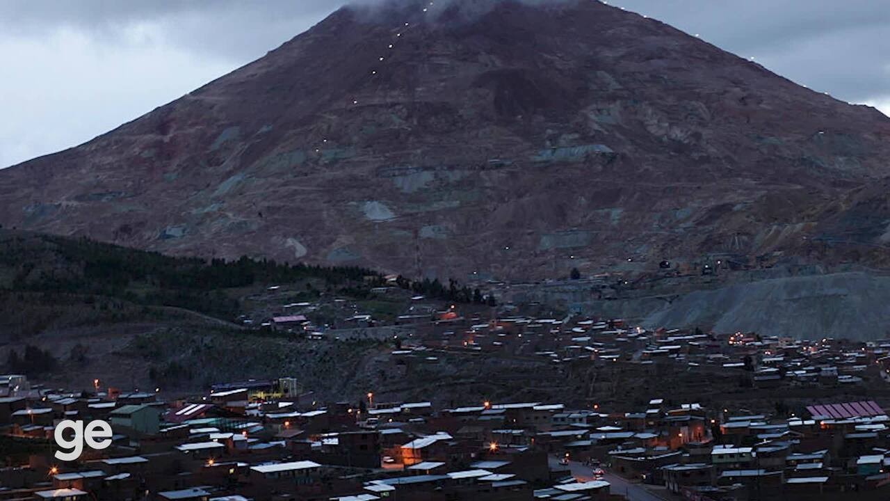 Botafogo encara altitude de 4.000m e montanha de prata em Potosí
