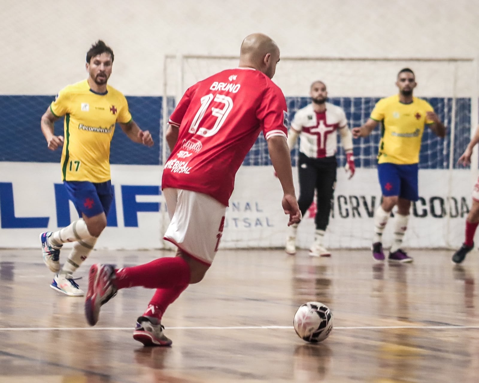 América-RN busca empate com Vasco a três segundos do fim e segue líder da Liga Nacional de Futsal Silver