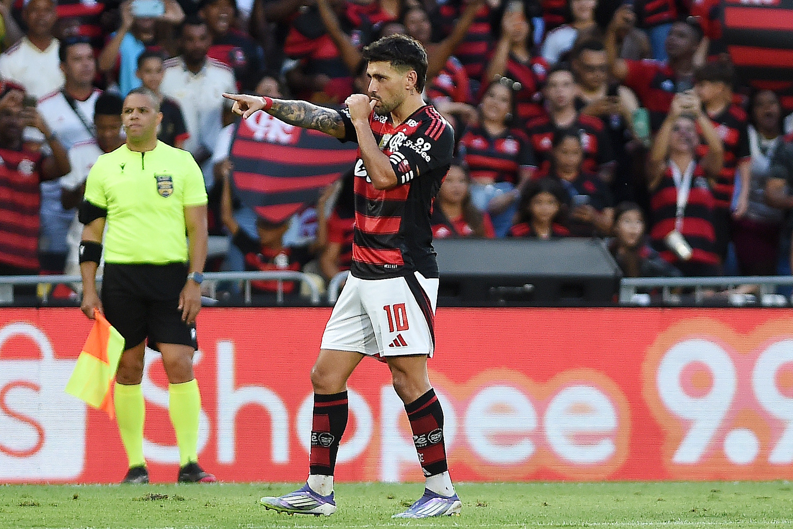 Análise das atuações do Flamengo: Arrascaeta se destaca, Ayrton Lucas decepciona