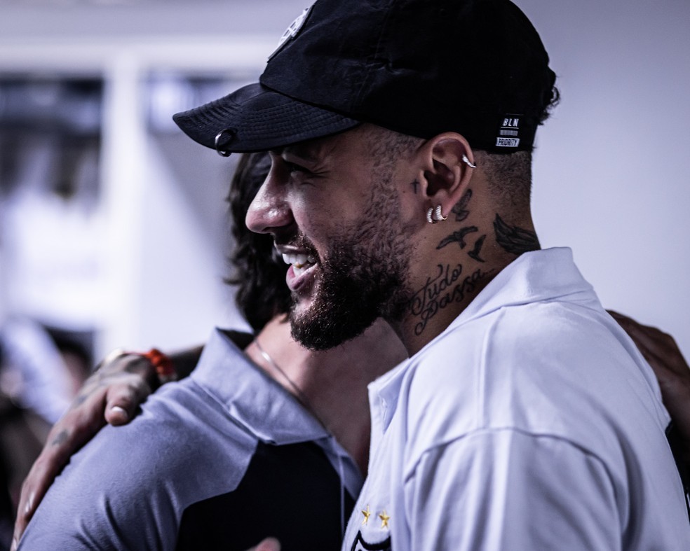 Neymar pode voltar ao Santos ainda neste mês — Foto: Raul Barreta/Santos