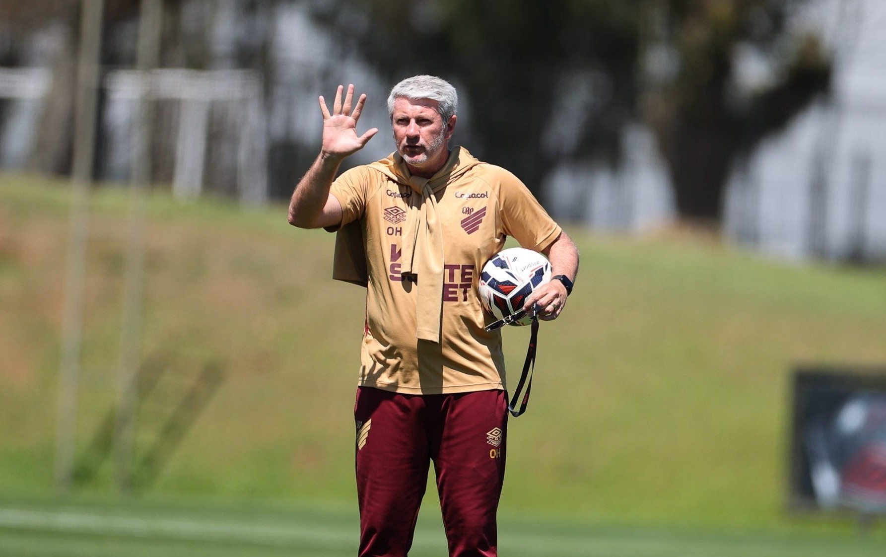Athletico pode igualar maior sequência de vitórias da Série B
